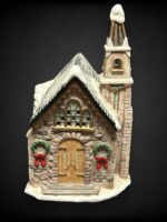 Snowy church Christmas decoration - Image 4